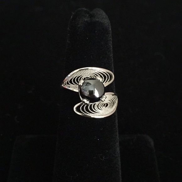Sterling Silver Hematite Pearl Wrap Ring - Picture 1 of 9